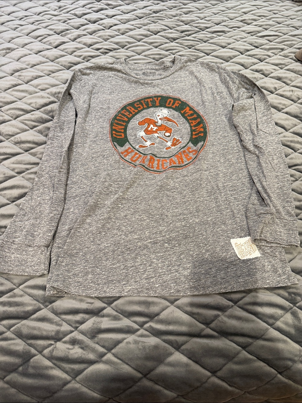 Boys SZ L RETRO BRAND University of Miami Long Sleeve Tee with Hurricanes Logo
